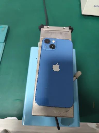 iphone 13 pil değişimi. - Resim 1