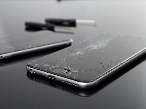 iPhone Ekran Değişimi %20 indirimli! - Resim 4