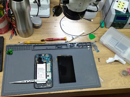 Samsung a5 2017 ön cam ve arka kapak değişimi