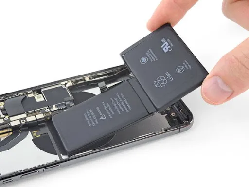 30 Dakikada iPhone Batarya Değişimi - Resim 3 30 Dakikada iPhone Batarya Değişimi - Resim 3