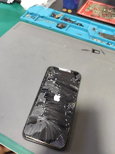 iphone 11 ön cam değişimi - Resim 5