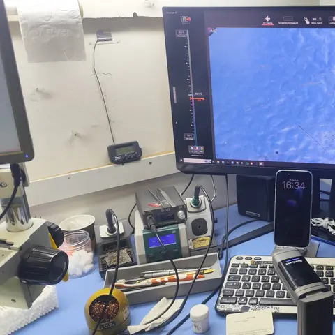 İzmir Karşıyaka Hira İletişim mağaza görseli